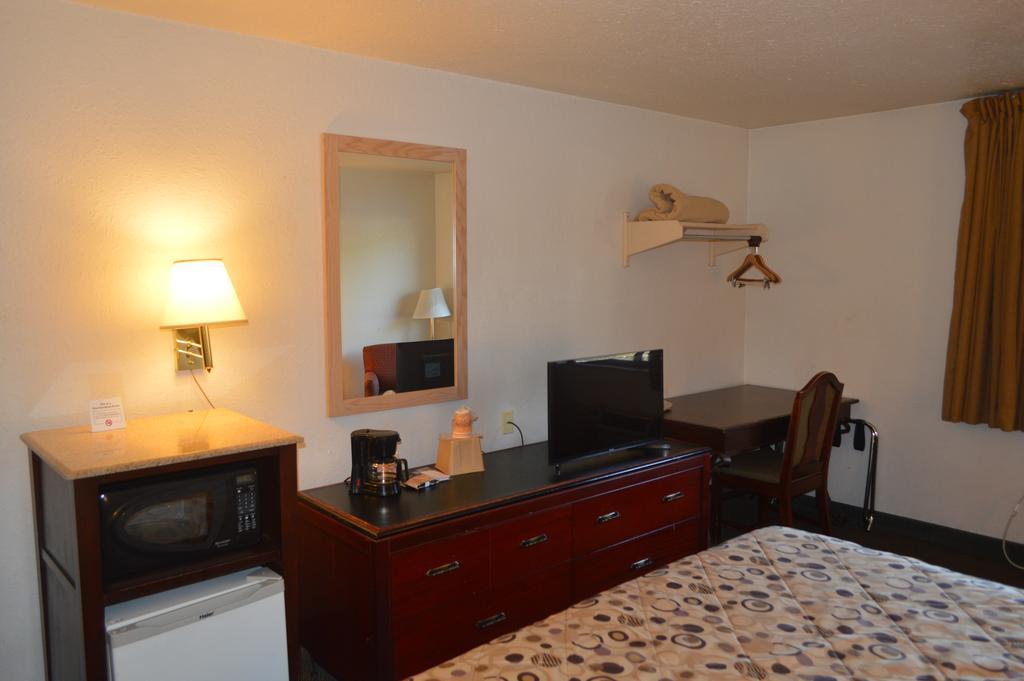 American Elite Inn Hazard Екстериор снимка