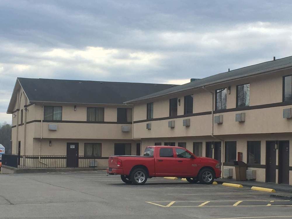 American Elite Inn Hazard Екстериор снимка